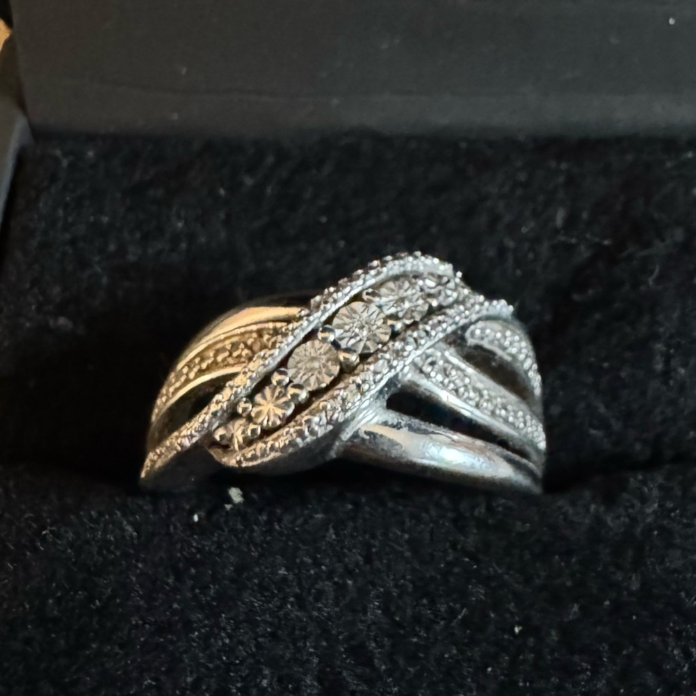 Sterling Silver Diamond Crossover Ring size 8